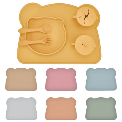 Kartun Beruang Bentuk Anak-anak Memberi Makan Food Grade Silicone Table Mats Dinner Tatakan Untuk Bayi