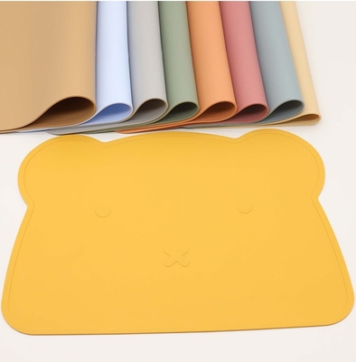 Kartun Beruang Bentuk Anak-anak Memberi Makan Food Grade Silicone Table Mats Dinner Tatakan Untuk Bayi