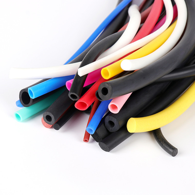 Tahan Bocor Suhu Tinggi Fleksibel Silicone Tubing Tahan UV Tidak Beracun